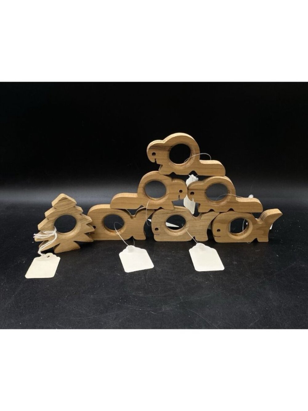 Myrtlewood Oregon Wood 7 Napkin Rings Whale Beaver Tree